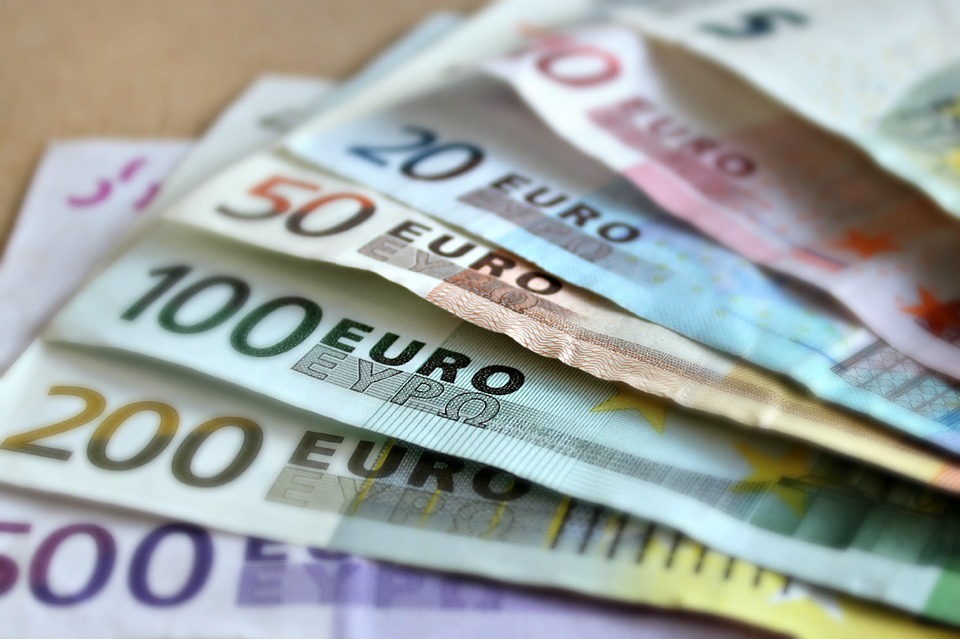 ECJ rules arbitration clauses in Intra-EU BITs contrary to EU Law